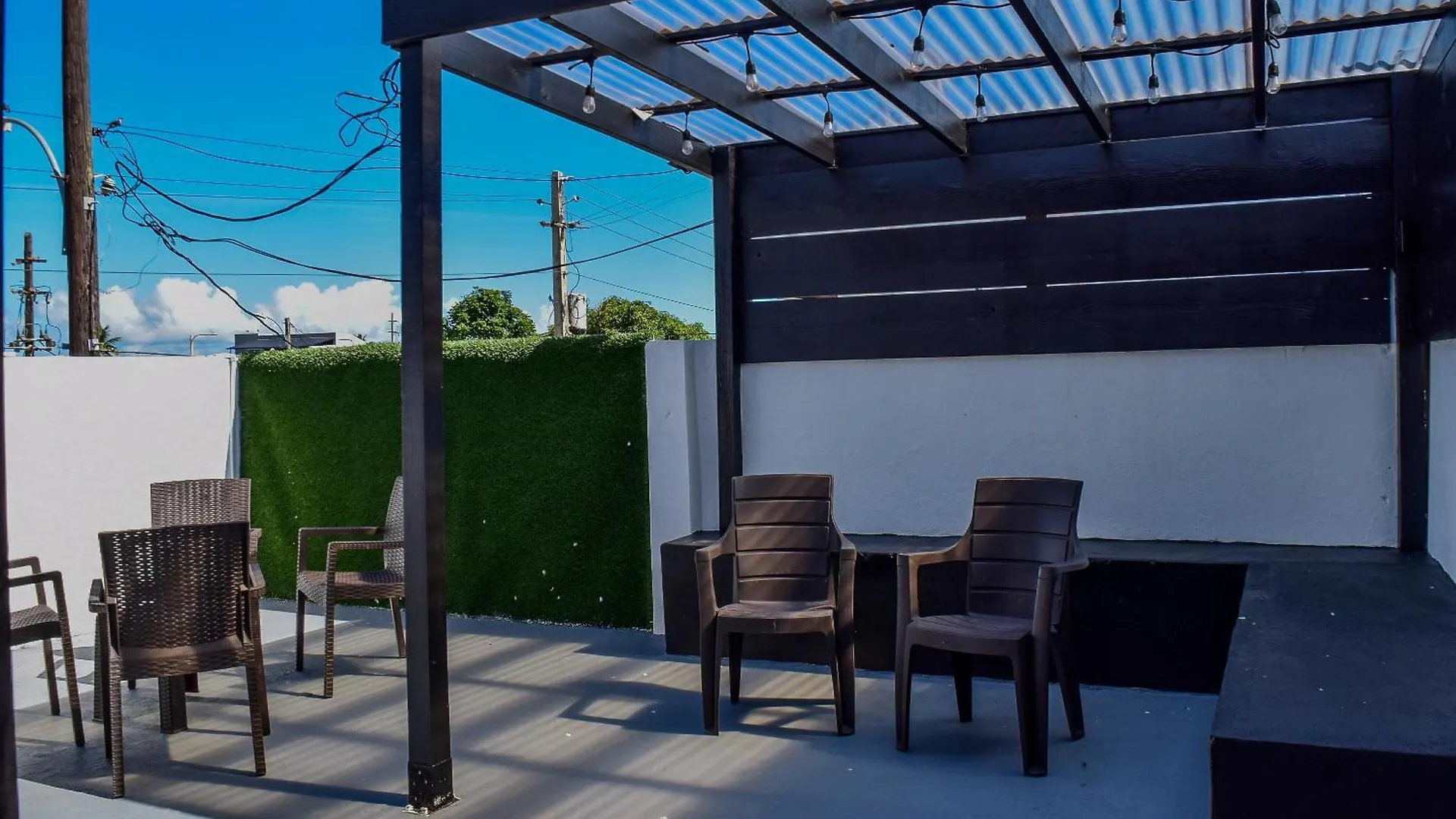 Apartment Vss Rustic In Arecibo - Stylish & Relaxing Escape Near Beaches